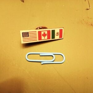 🇺🇸🇨🇦🇲🇽 Vintage Political Lapel Pin - U.S.A. x CANADA x MEXICO 🇲🇽🇨🇦🇺🇸
